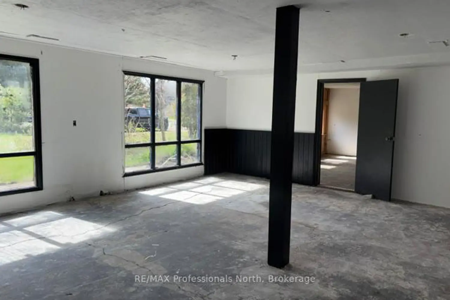 Additional image 14 of 3044 Gelert Road