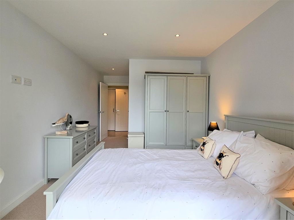 Additional image 7 of 2 bed flat for saleStation Road, Fowey PL23