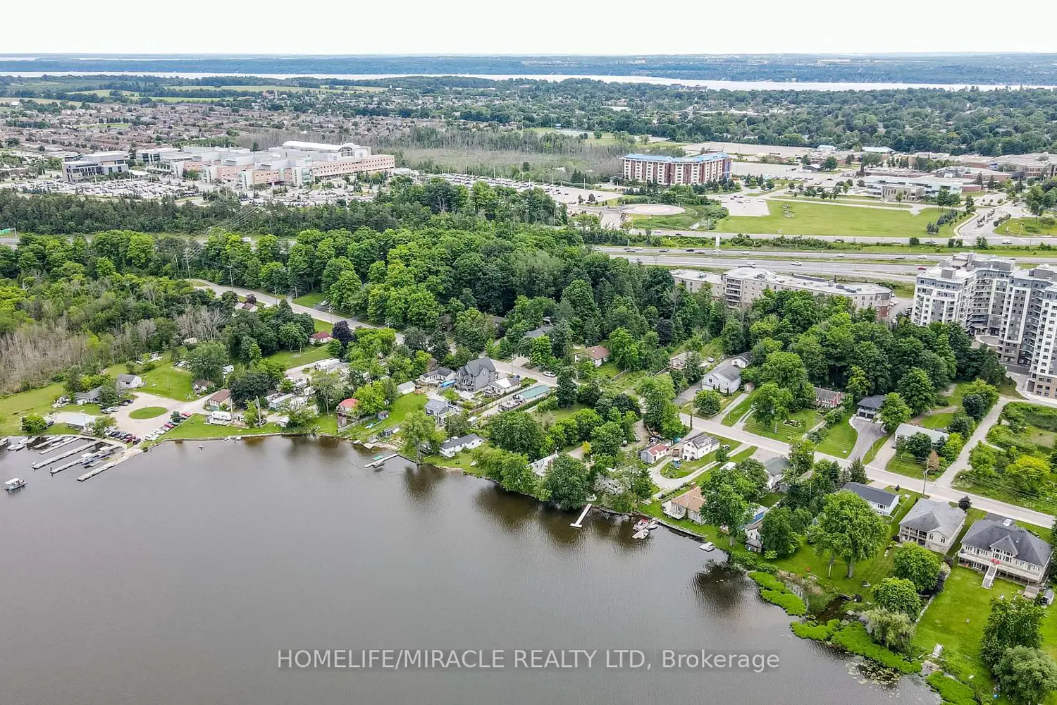 Additional image 15 of 58 Lakeside Terrace 501