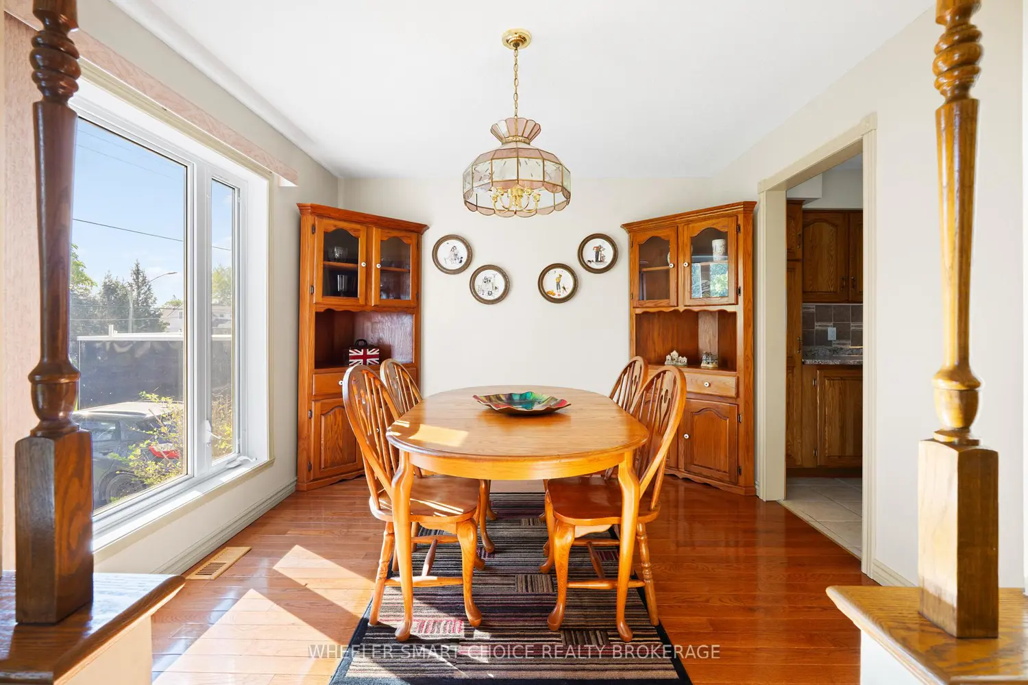 37 Dickinson Drive photo 3