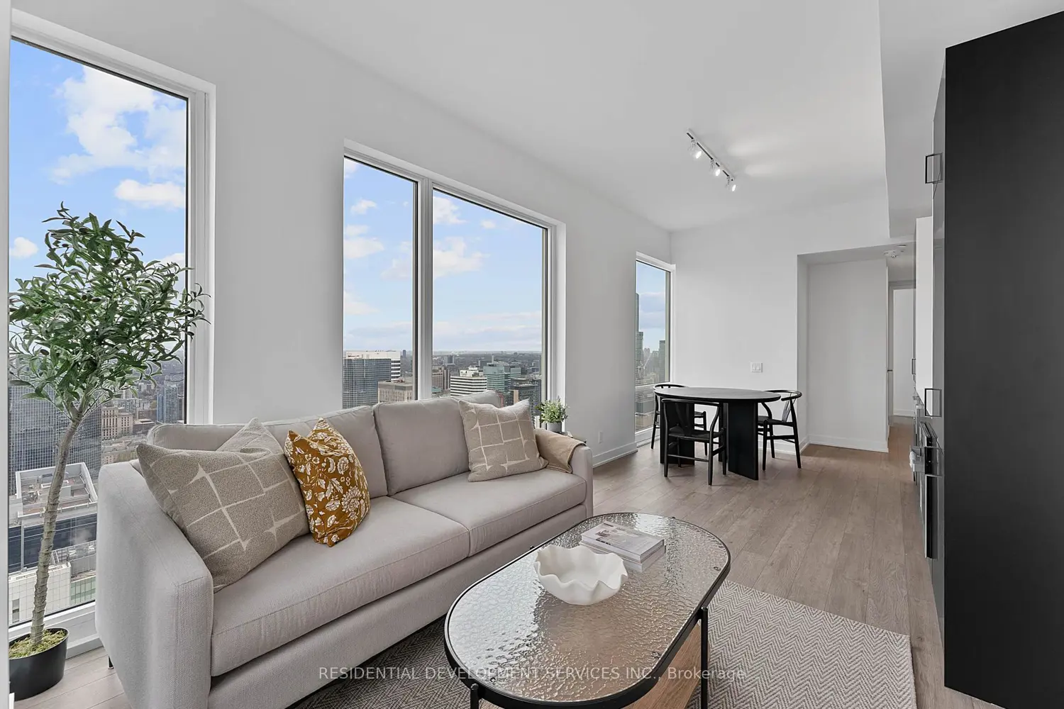 Additional image 3 of 88 Queen Street 5808