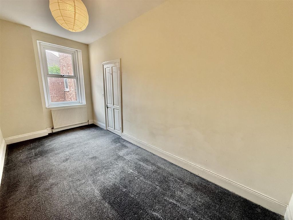 Additional image 5 of 2 bed flat for saleFaraday Grove, Gateshead NE8