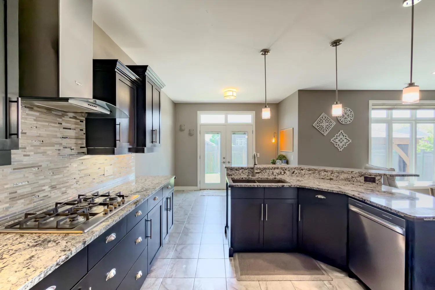 336 Creekside Drive photo 5