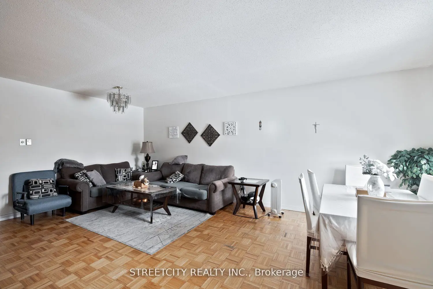311 Vesta Road 40 photo 3