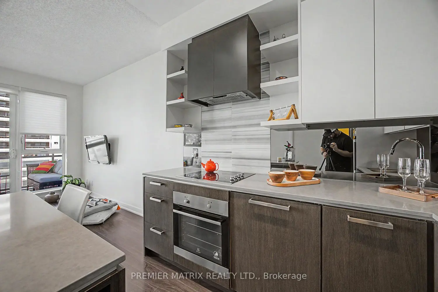Additional image 8 of 1830 Bloor Street 930
