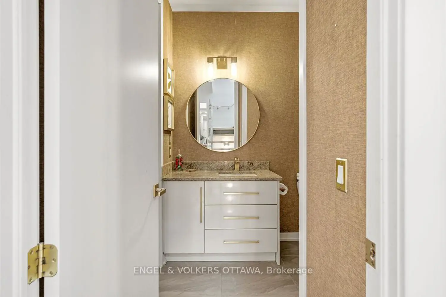 320 Miwate Private 601 photo 4