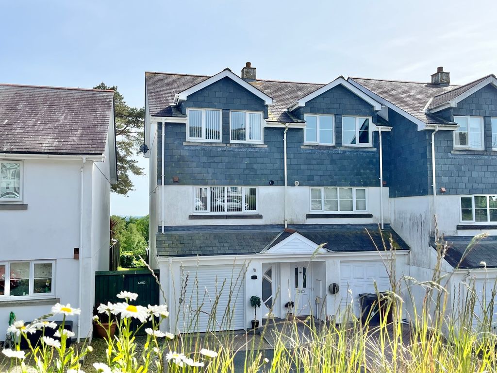 4 bed end terrace house for saleTurnpike, St Ann's Chapel, Gunnislake PL18