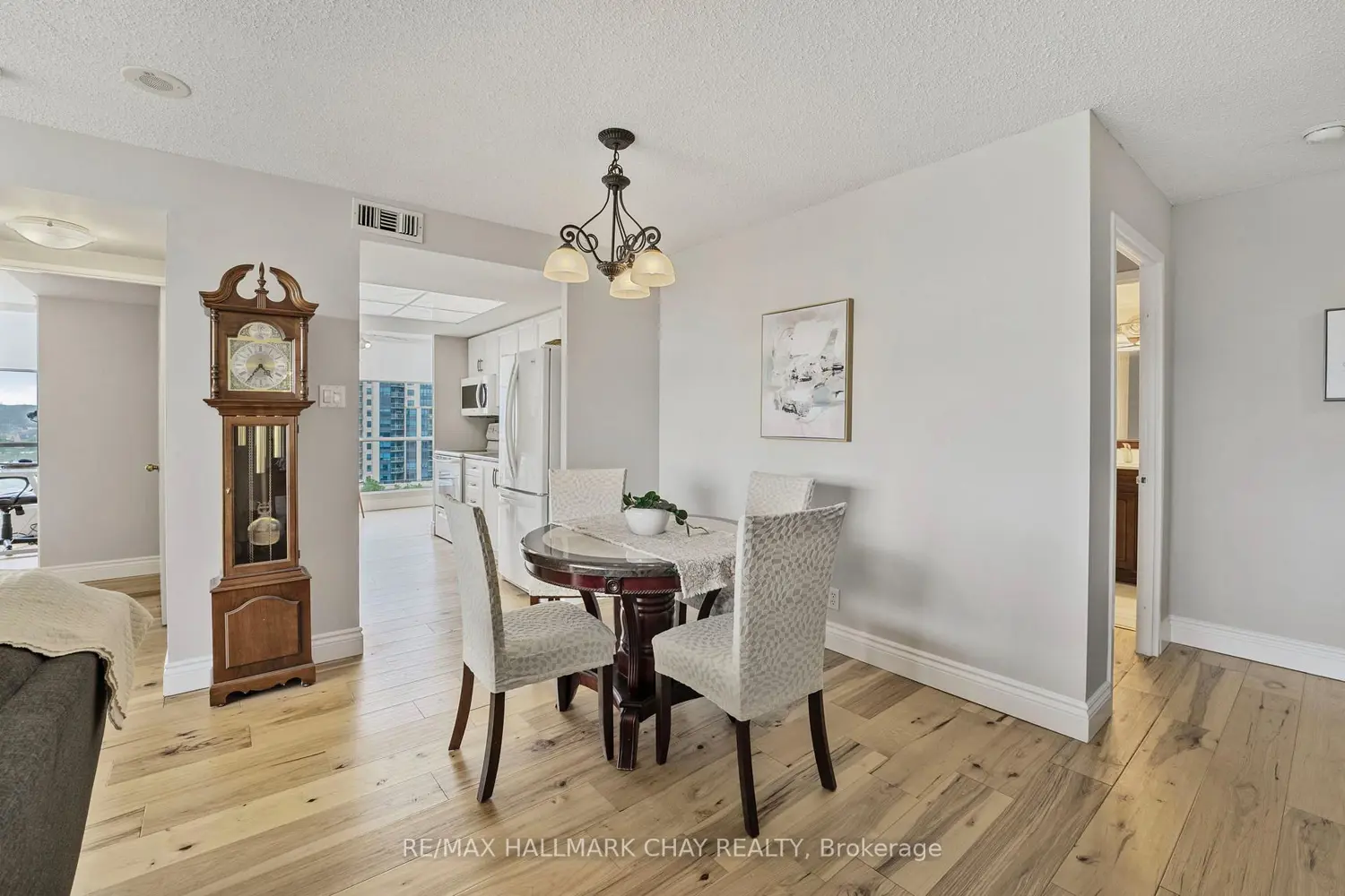 Additional image 4 of 65 Ellen Street 610