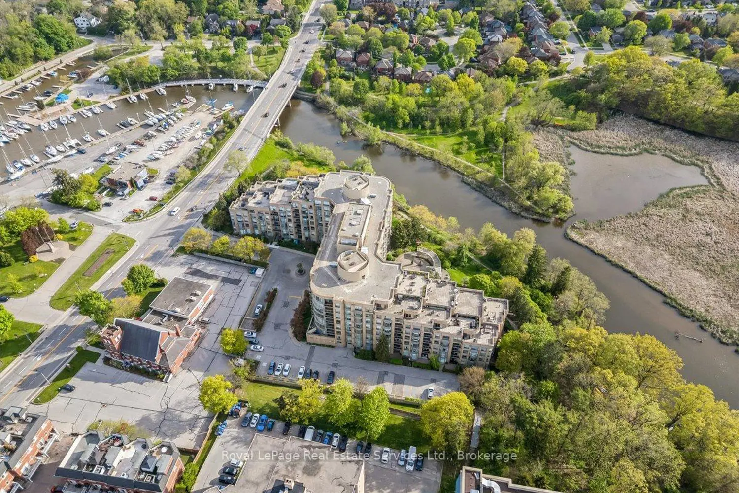 Additional image 18 of 2511 Lakeshore Road 405