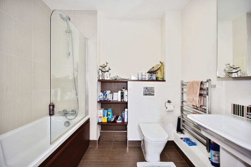Additional image 14 of 2 bed flat for saleOcean Drive, Gillingham ME7
