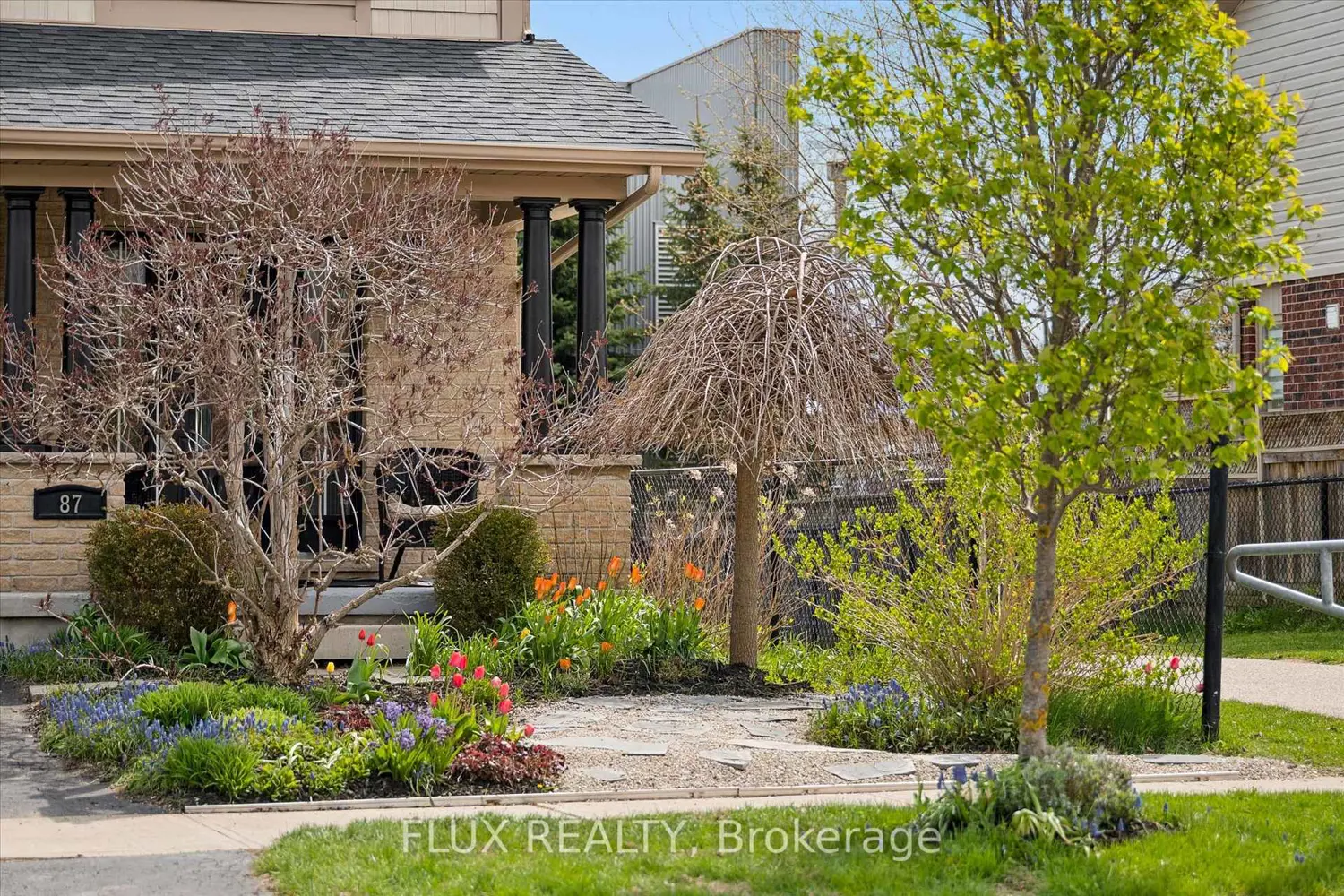 87 Sugar King Drive photo 2