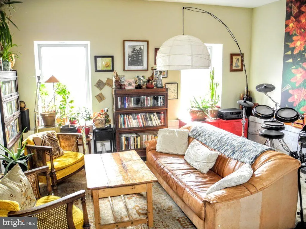 2241 Fitzwater Street Unit 3, Philadelphia, PA 19146