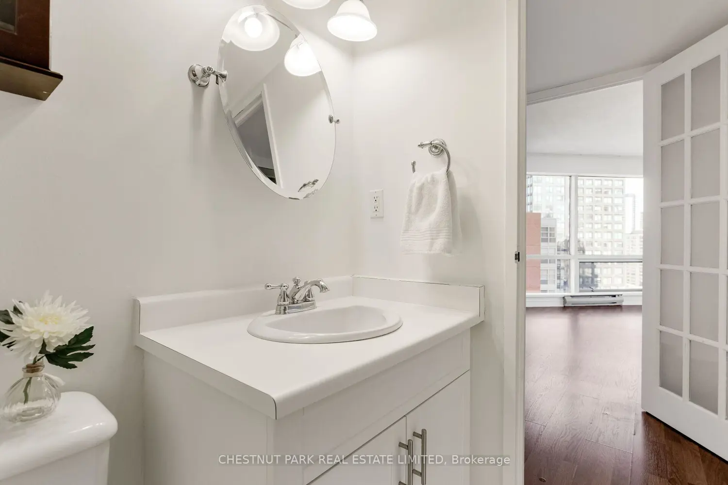 Additional image 7 of 1001 Bay Street 1408