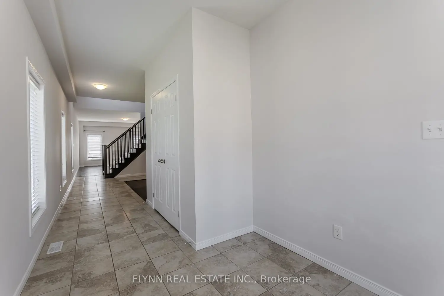 246 Woodway Trail photo 2