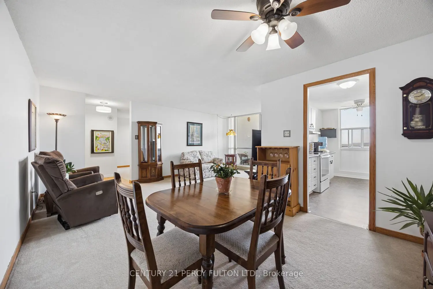 66 Falby Court Ph9 photo 5