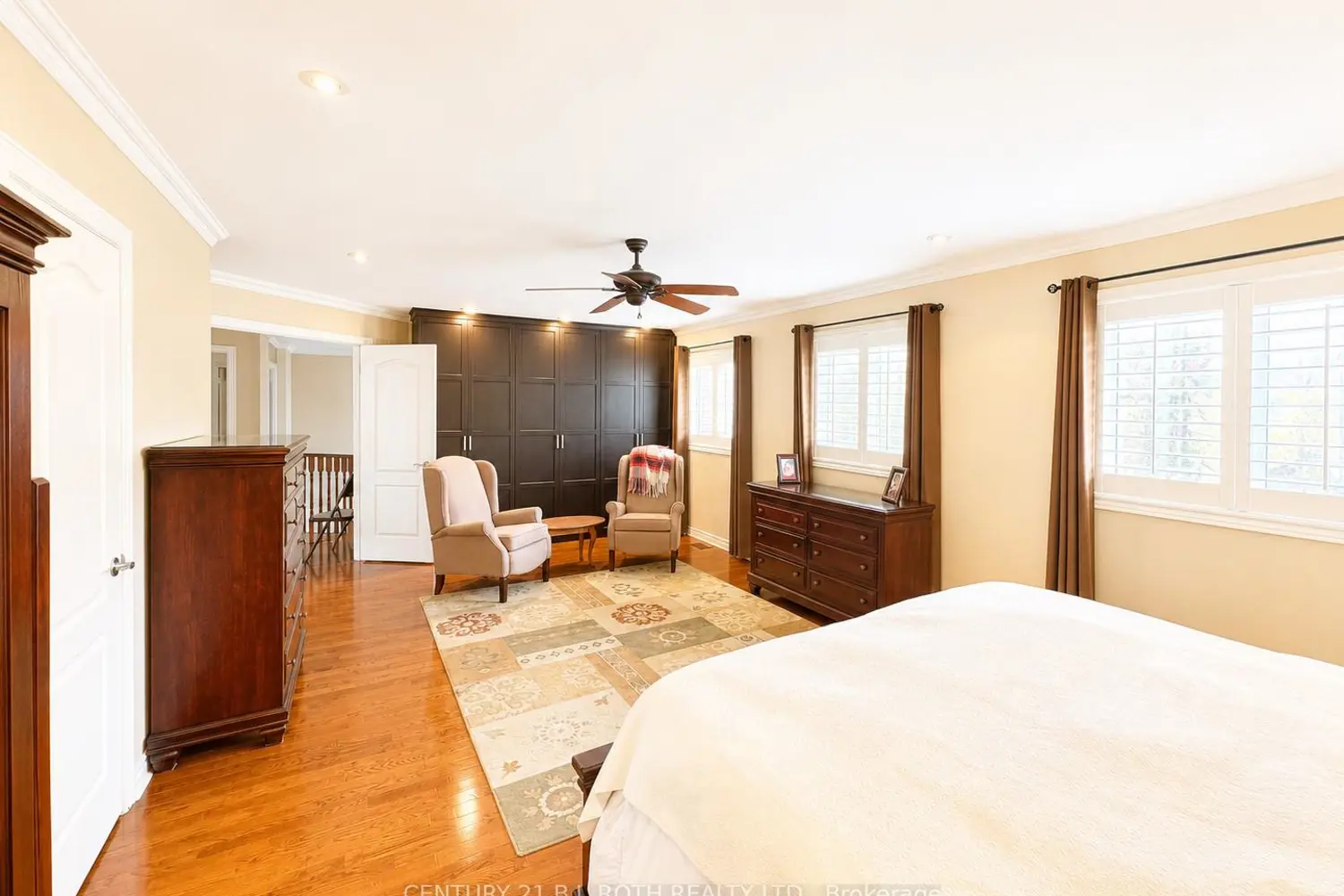Additional image 12 of 38 Camelot Square
