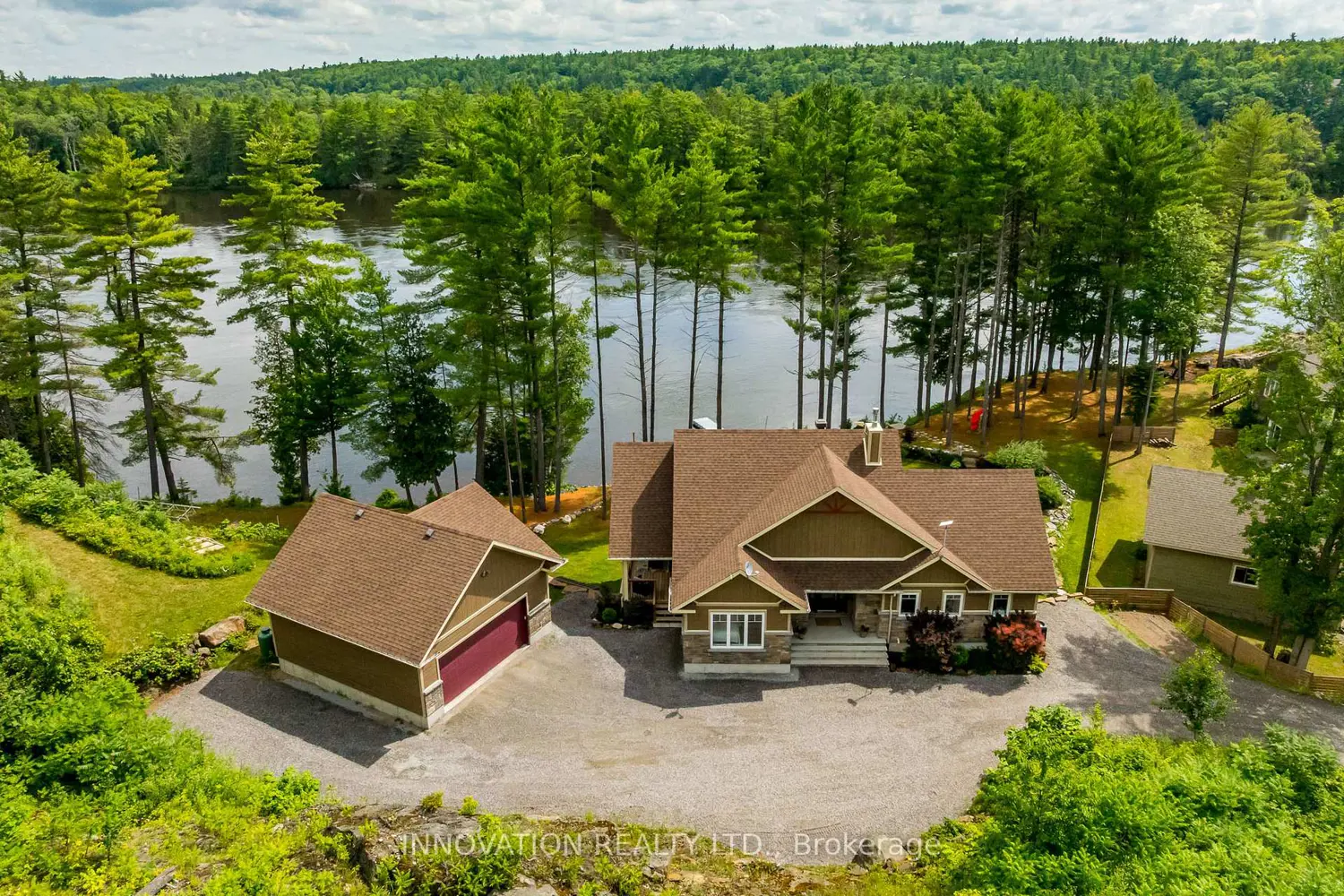 103A Carriage Landing Drive