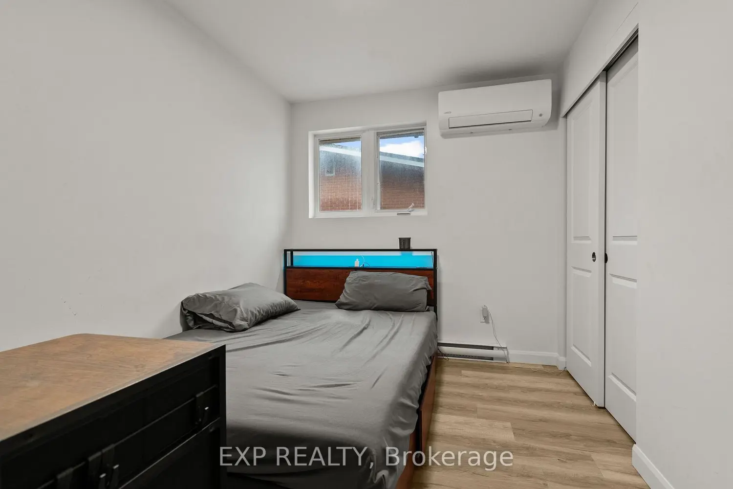 Additional image 8 of 692 Claude Street