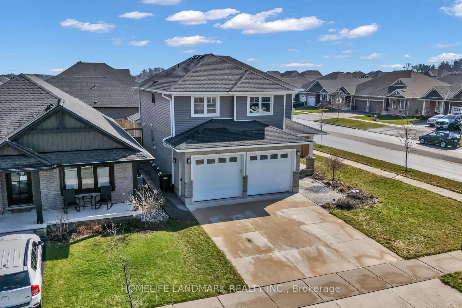2 Auburn Drive photo 2