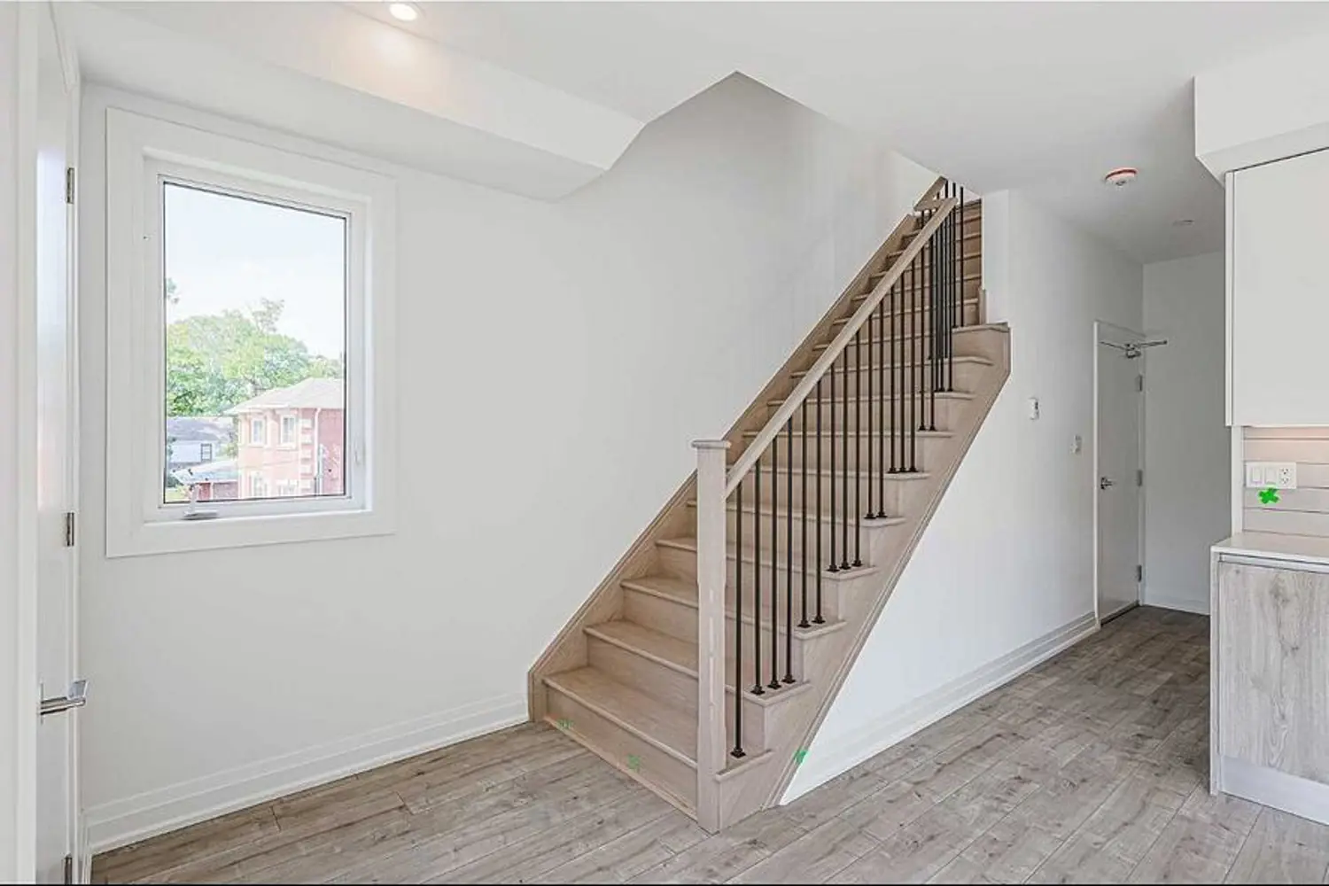 Additional image 6 of 28 Marina Avenue 23