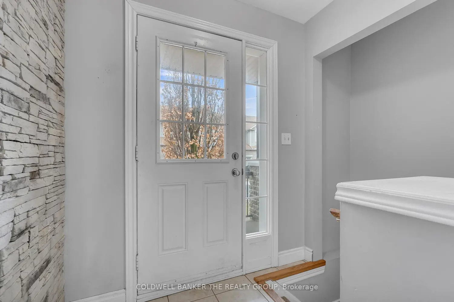 105 Pinnacle Drive 77 photo 3