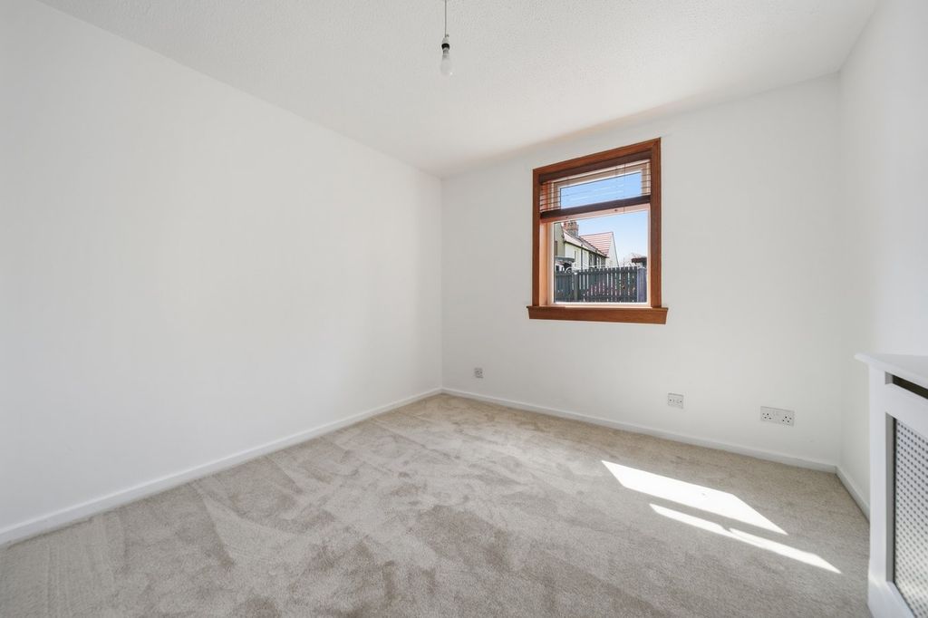 Additional image 10 of 1 bed flat for saleCastle Avenue, Carronshore, Falkirk FK2