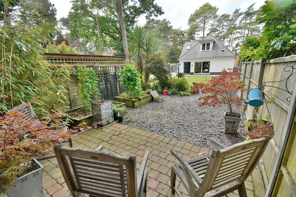 Additional image 23 of 6 bed detached house for saleGolf Links Road, Ferndown BH22