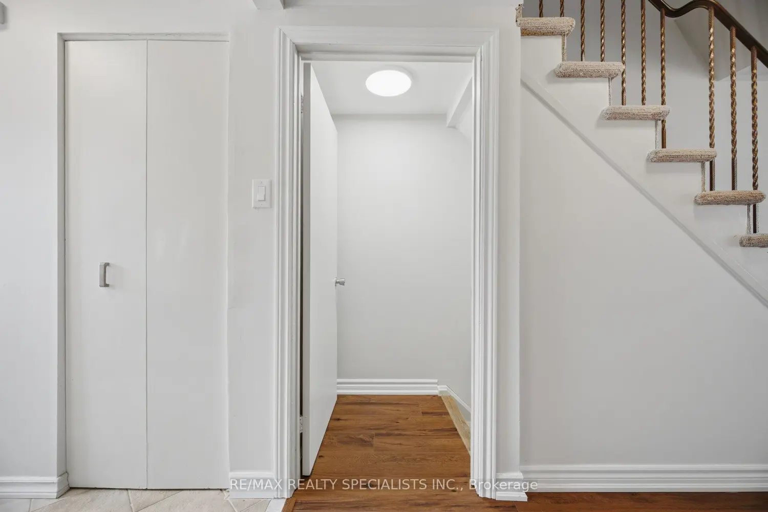Additional image 13 of 701 Burnhamthorpe Road 106