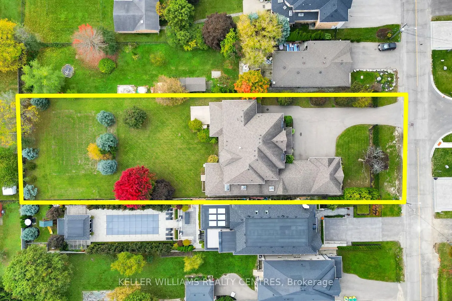 33 Maple Grove Avenue photo 3