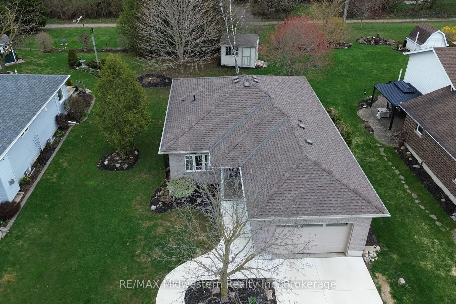 380 Havelock Avenue photo 2