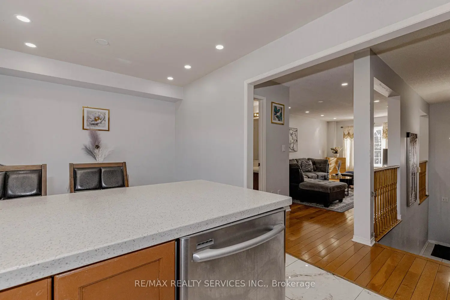170 Havelock Drive 21 photo 3