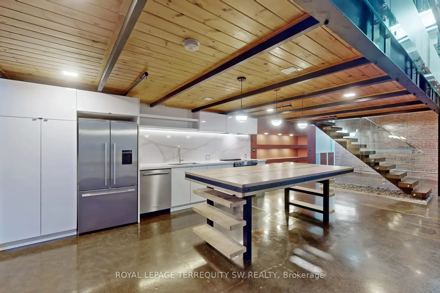 Additional image 4 of 326 Carlaw Avenue 124