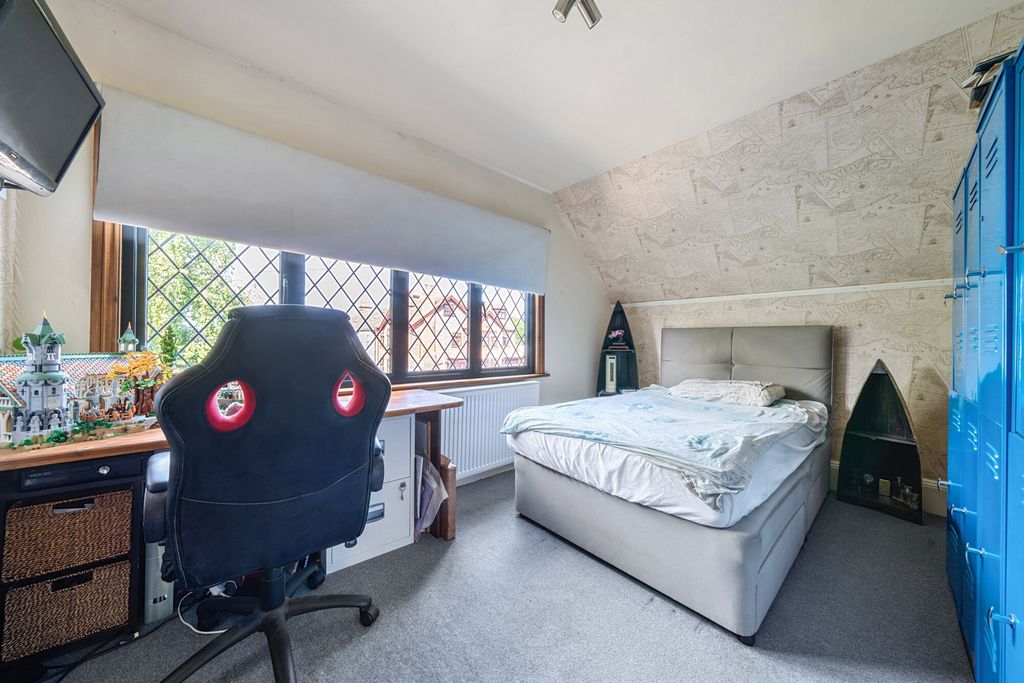 Additional image 9 of 4 bed detached house for saleLennox Road, Gravesend DA11