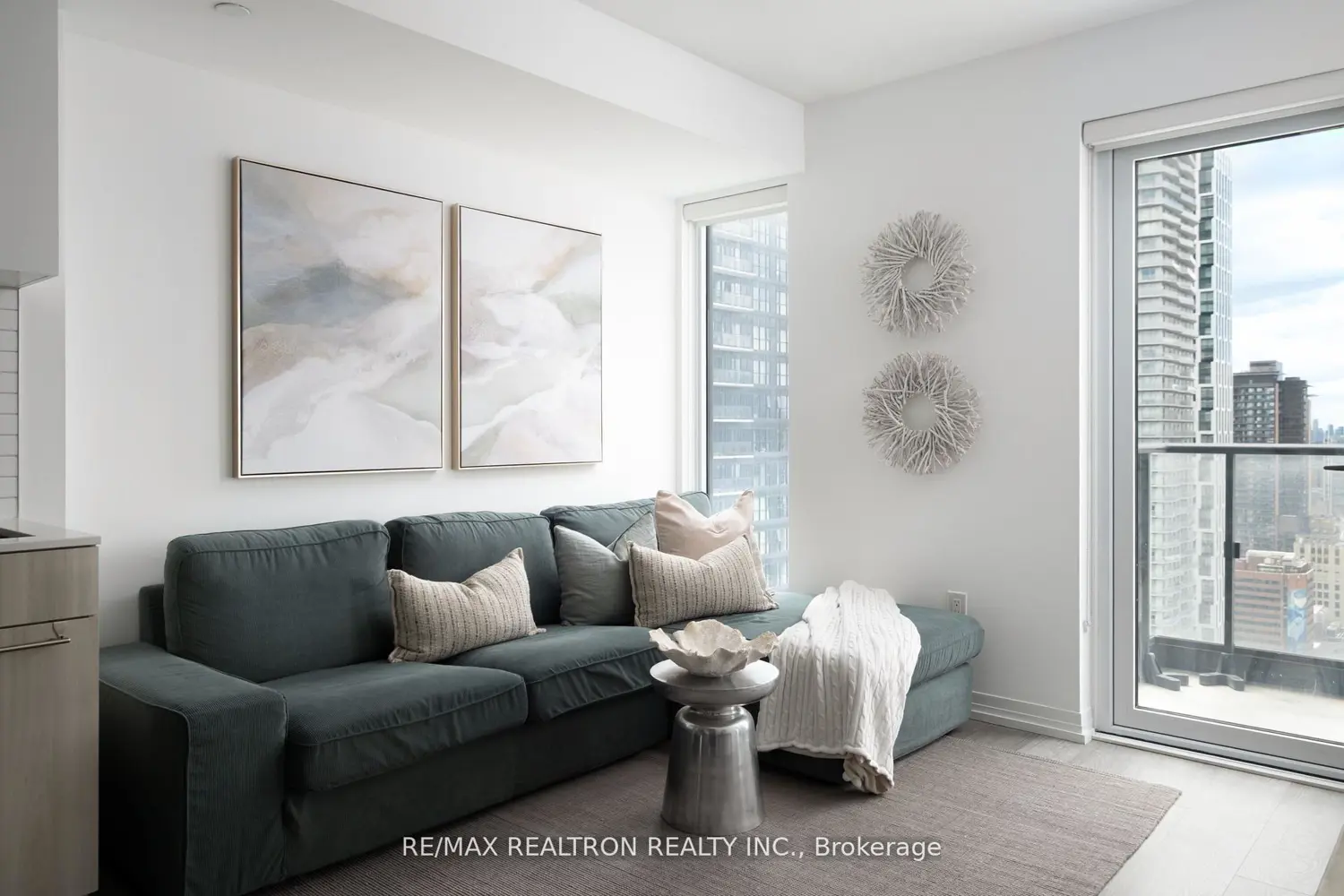 Additional image 4 of 251 Jarvis Street 3309