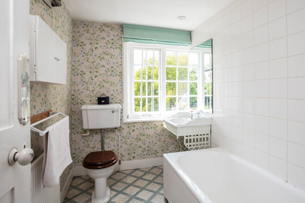 Additional image 16 of 8 bed detached house for saleBentley, Farnham, Surrey GU10
