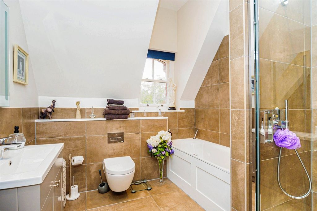 Additional image 13 of 2 bed flat for saleHastings Road, Hawkhurst, Cranbrook, Kent TN18