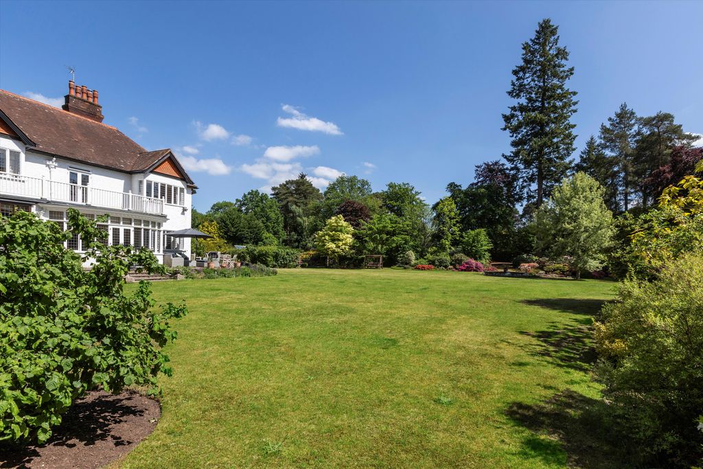 Additional image 23 of 7 bed detached house for saleWhitmead Lane, Tilford, Farnham, Surrey GU10