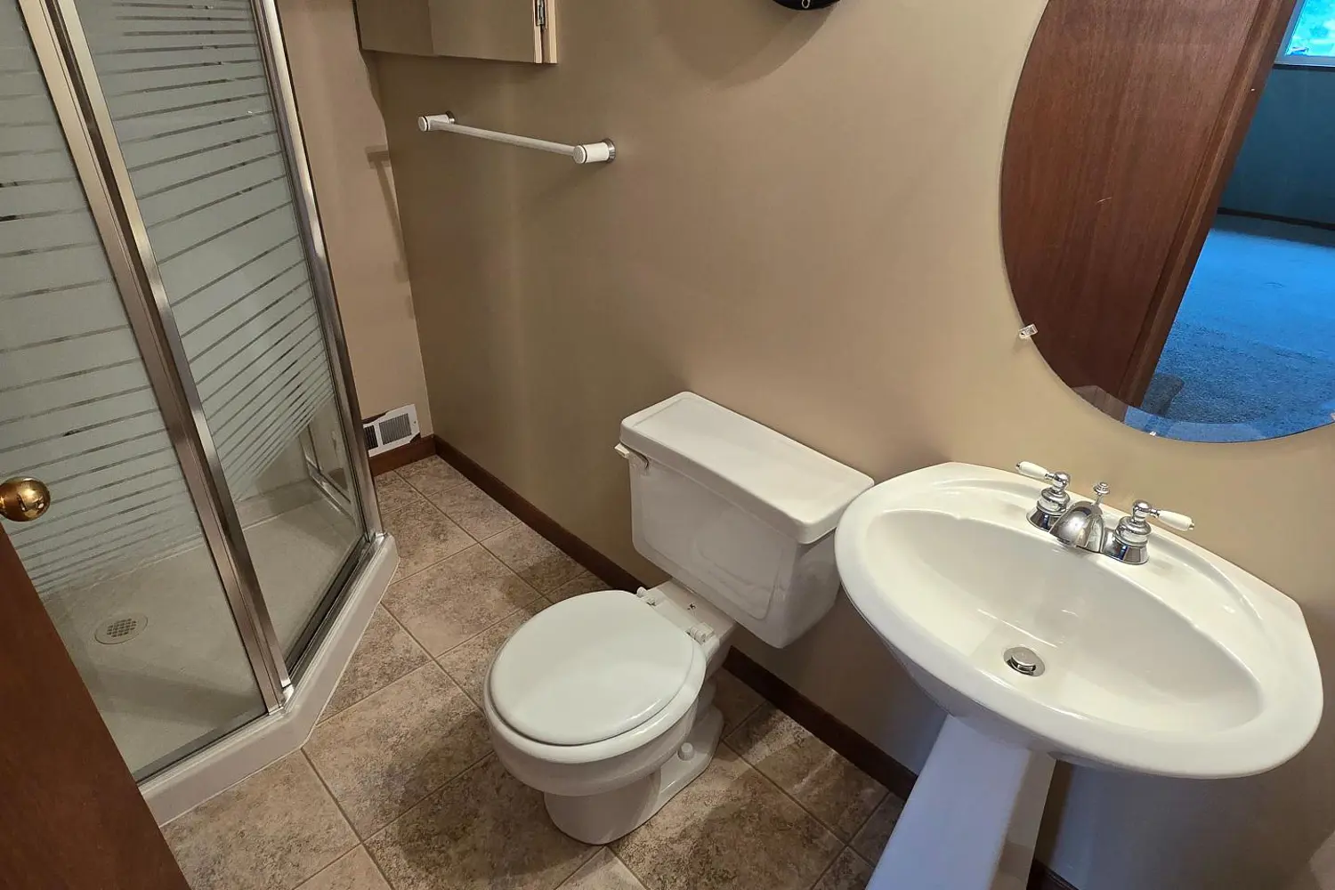 17 Agincourt Place photo 5