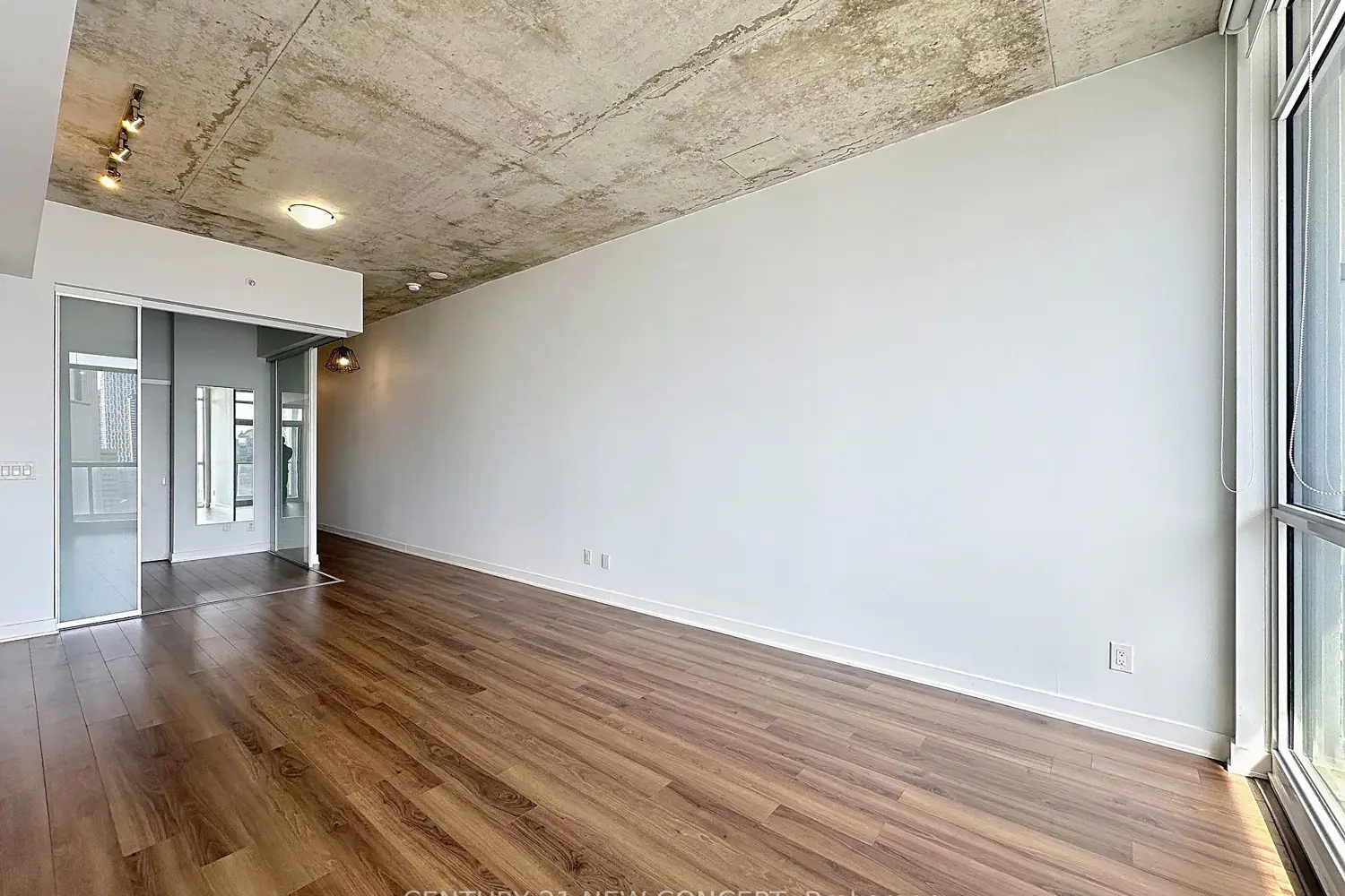 Additional image 11 of 210 Simcoe Street 1909