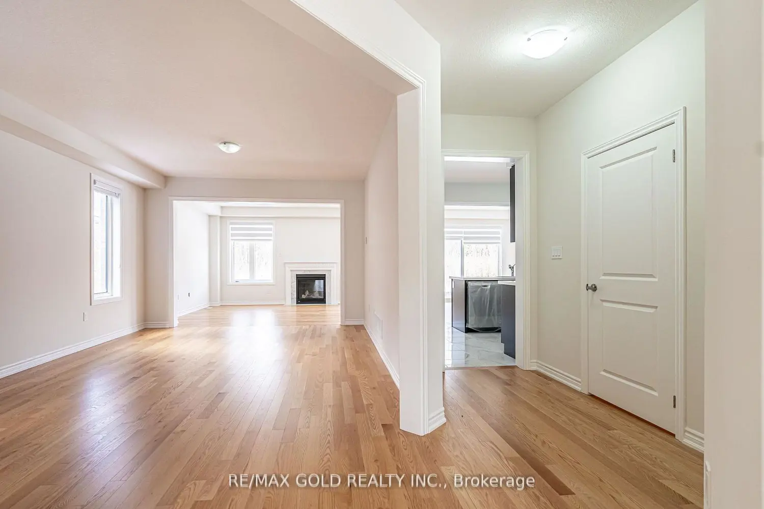 33 Gilham Way photo 3