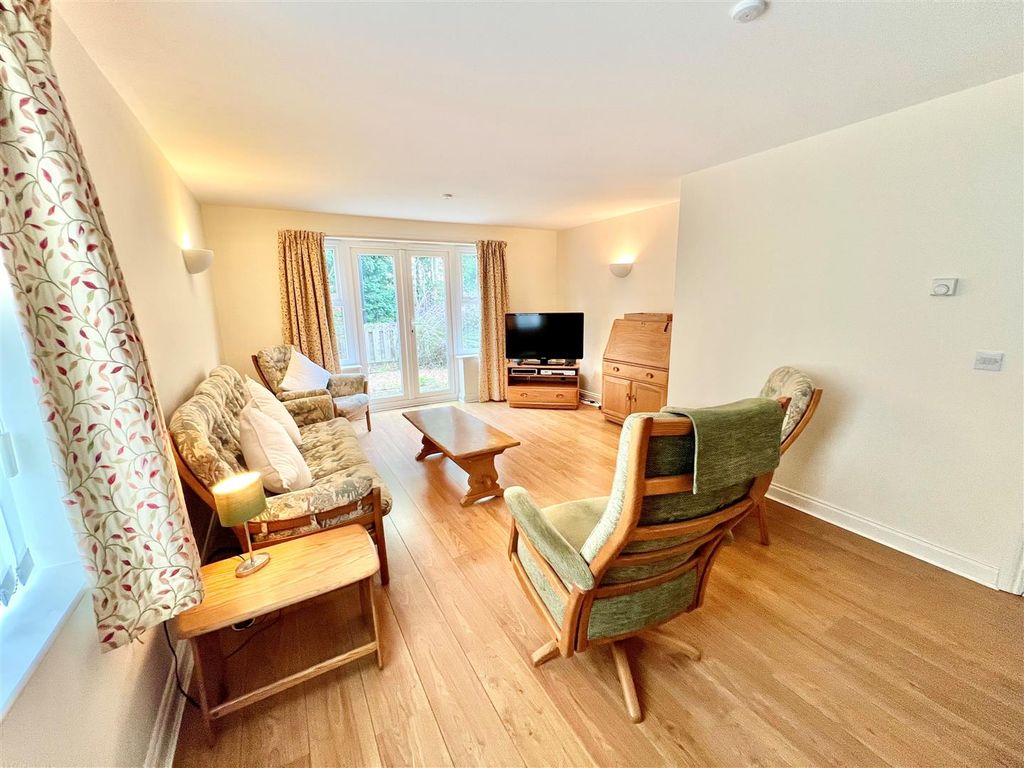 Additional image 5 of 5 bed detached house for saleFreshwater, Isle Of Wight PO40