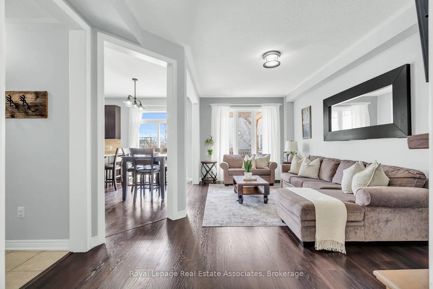 Additional image 6 of 704 Cook Crescent