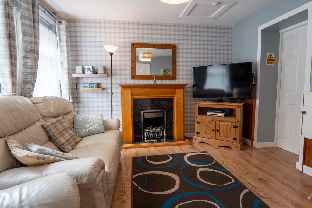 Additional image 4 of 5 bed detached bungalow for saleInverness, Drumnadrochit IV63