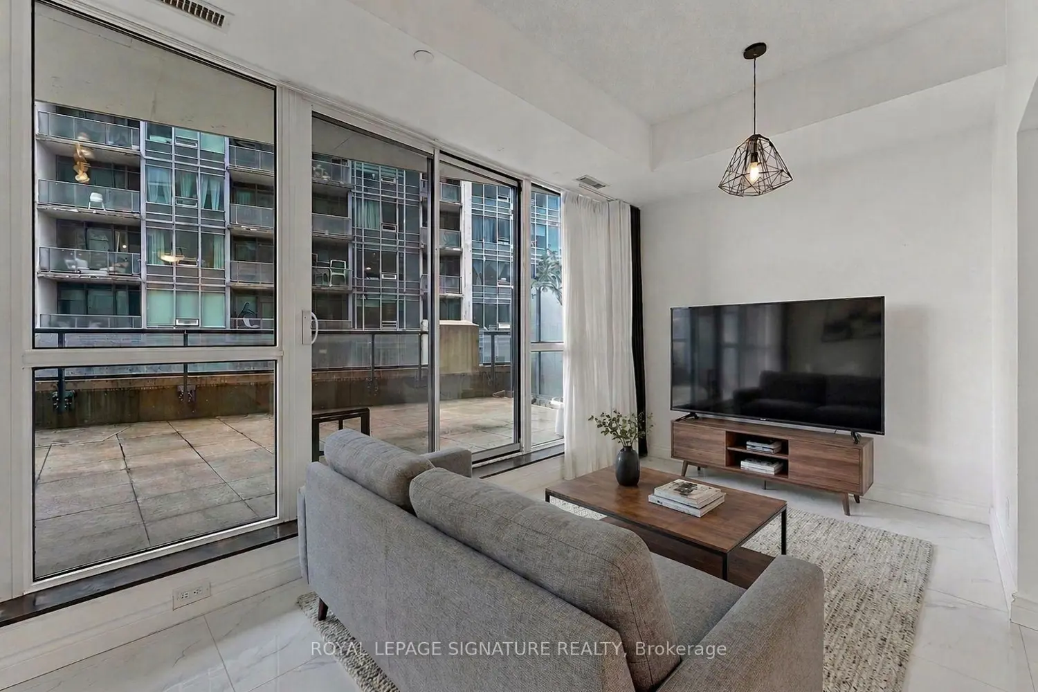51 East Liberty Street 517