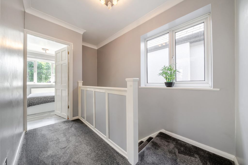 Additional image 9 of 3 bed detached house for saleAvenue Road, Erith DA8