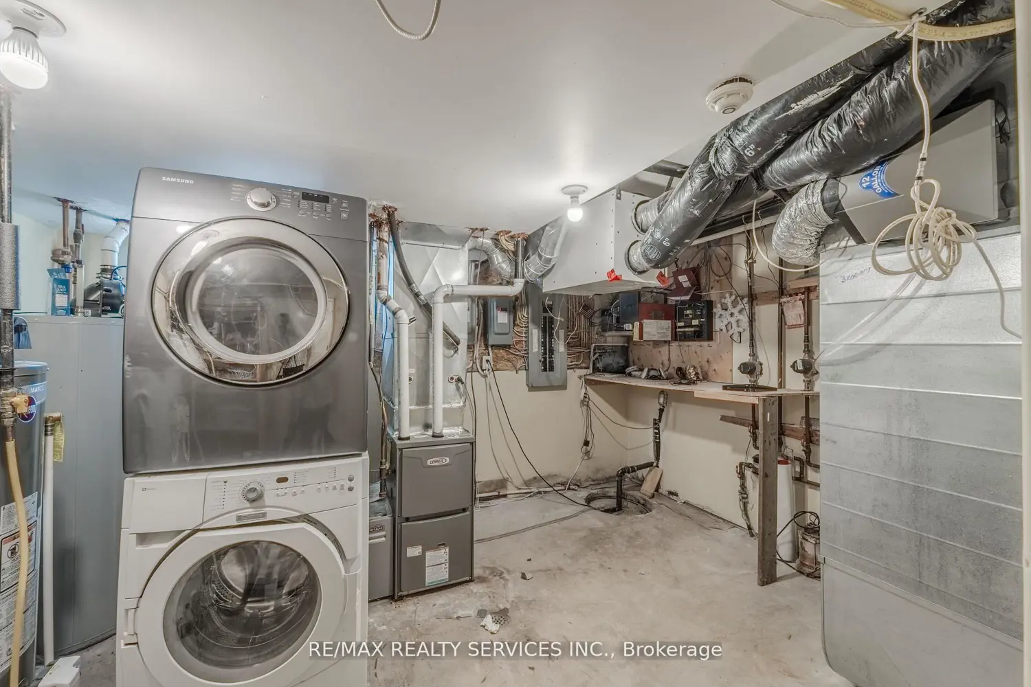 Additional image 18 of 8006 Norton Street