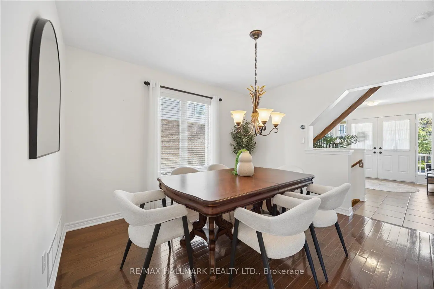 44 Fred Silvester Road photo 3