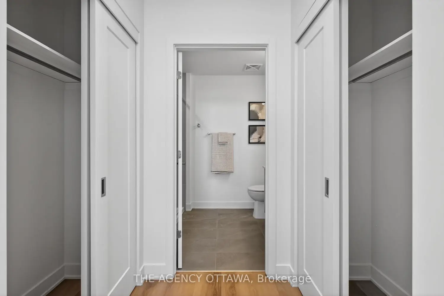 Additional image 19 of 3071 Riverside Drive 301