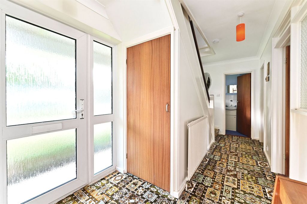 Additional image 12 of 4 bed detached house for saleDinorben Close, Fleet, Hampshire GU52
