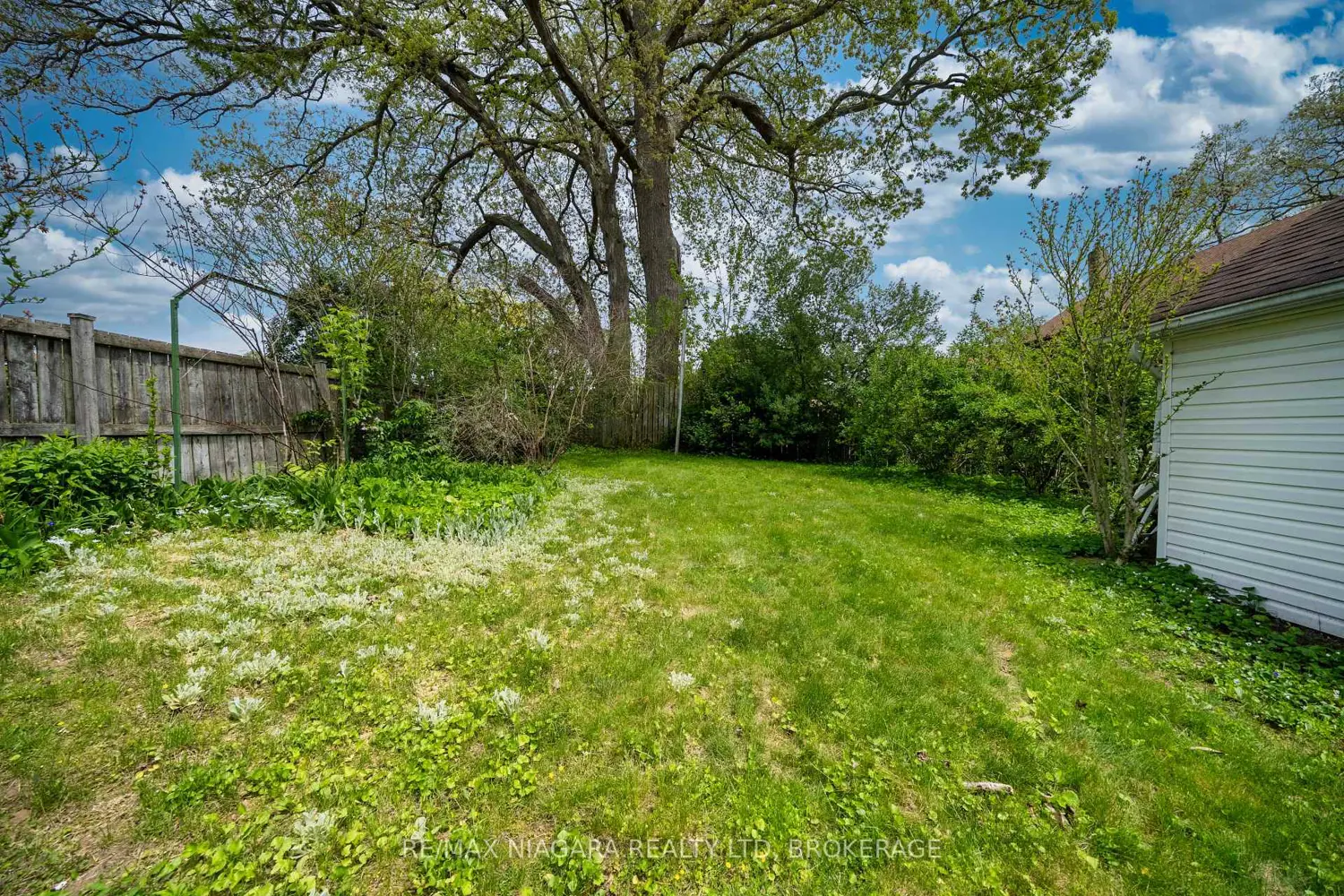 Additional image 18 of 6238 Pine Grove Avenue